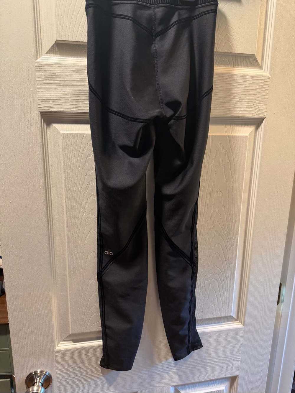Alo leggings - Picture 3 of 4